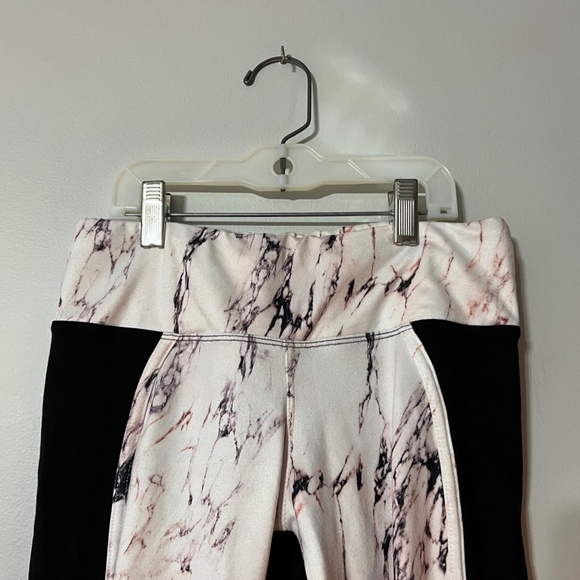 Black and White Marble Pattern Dance Leggings - Picture 3 of 3